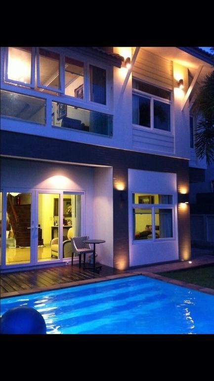 Villa Panwa Bilik gambar